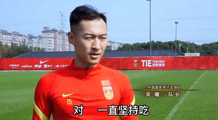 《慢镜头》报道，马洛塔正在忙于国米球员的续约工作，大部分的谈判都在顺利进行，只有邓弗里斯可能离开。